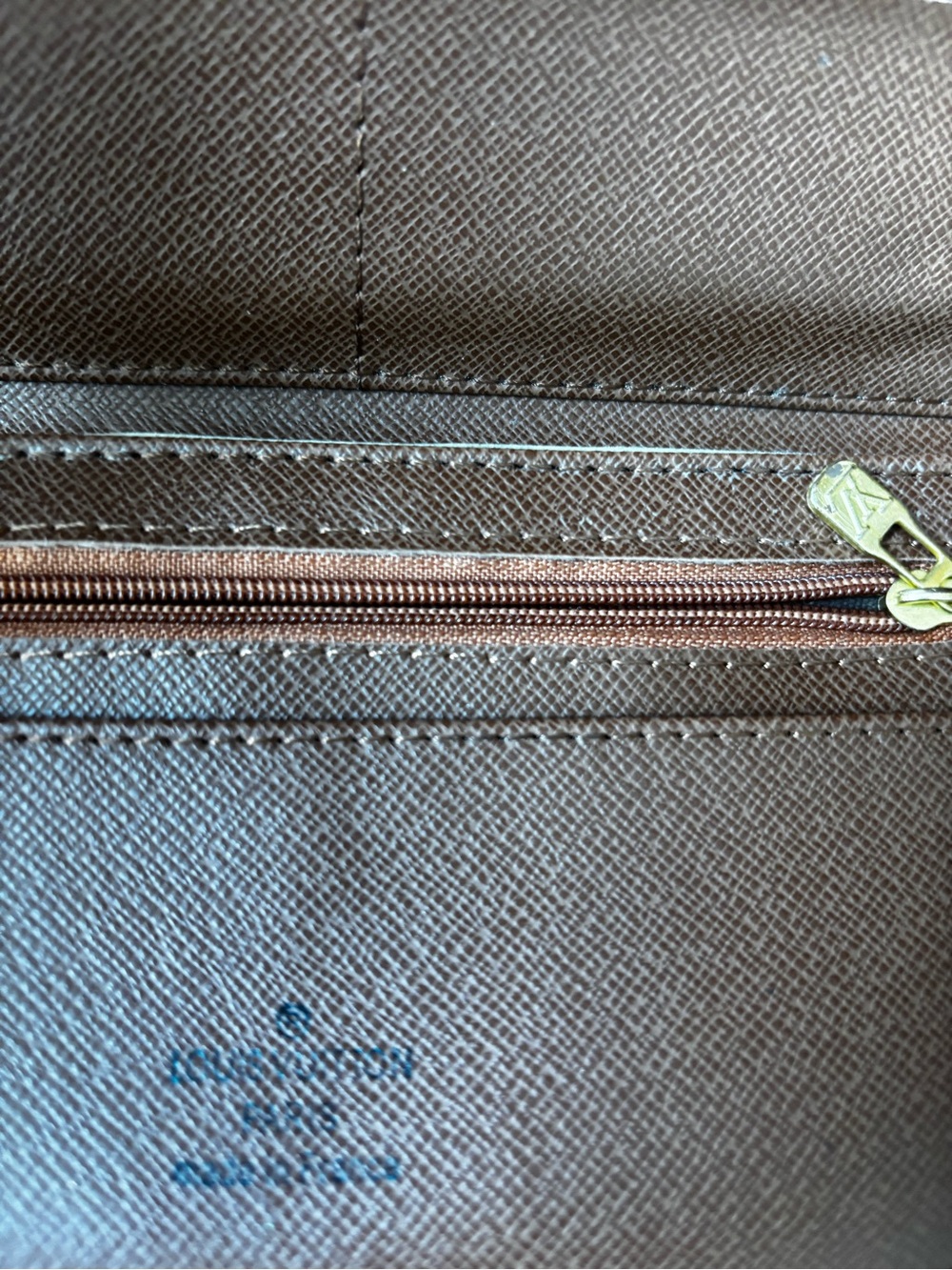 VTG Louis Vuitton Brown Monogram Canvas Small Wallet - Picture 9 of 11